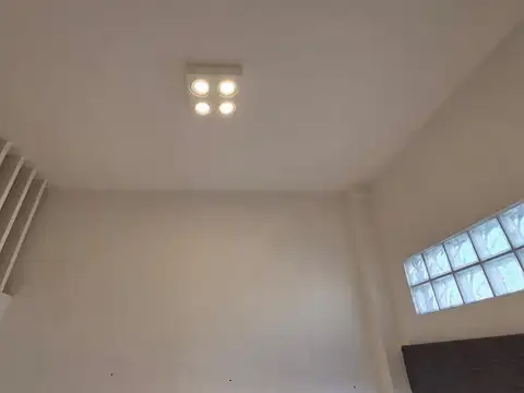 VENTA LOCAL TIPO PH REFACCIONADO A NUEVO MATADEROS