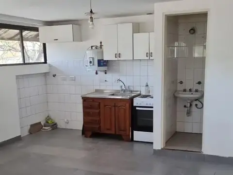 Departamento monoambiente en alquiler en Quilmes centro