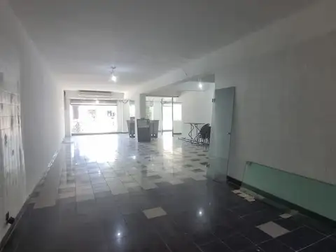 Local en Alquiler en Liniers, $ 3.000.000