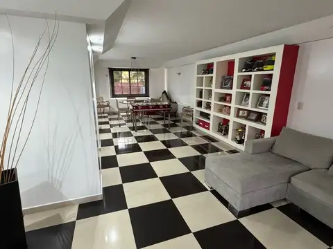 Casa en Venta en Bernal, USD 297.000