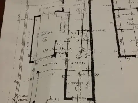 Excelente propiedad sobre lote de 649.50 m2 en estratégica ubicación comercial