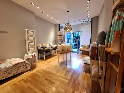 Local en Venta en Av. Santa Fe y Rodriguez Peña con renta. Barrio Norte