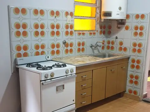 Depto Tipo Casa en Venta en Monte Castro, USD 129.000