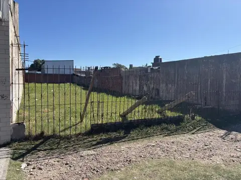 Av Fortunato De La Plaza 4500