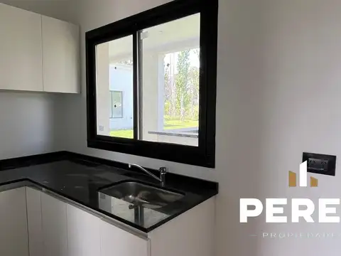 Casa a estrenar en Comarcas La Eliana - Lujan