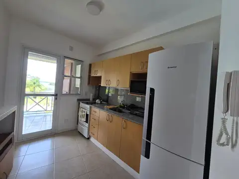 Departamento en Alquiler con 1 cocheras