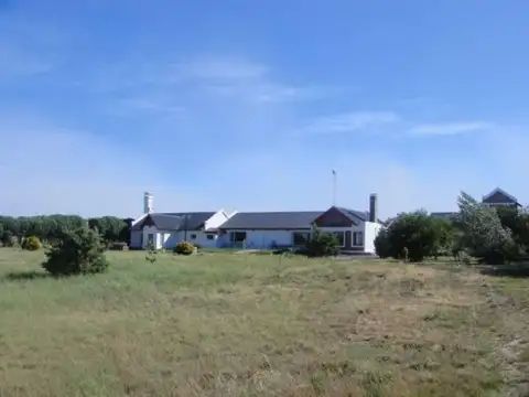 Ruta Provincial n° 1 km 20.300 CHACRA LOS LABRADORES