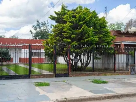 Casa en Venta en Longchamps, USD 75.000