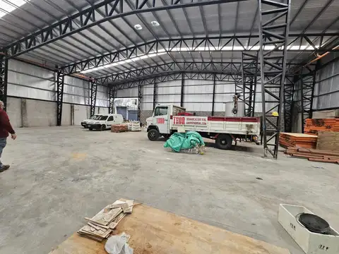 Av. Pres. Arturo Umberto Illia al 400