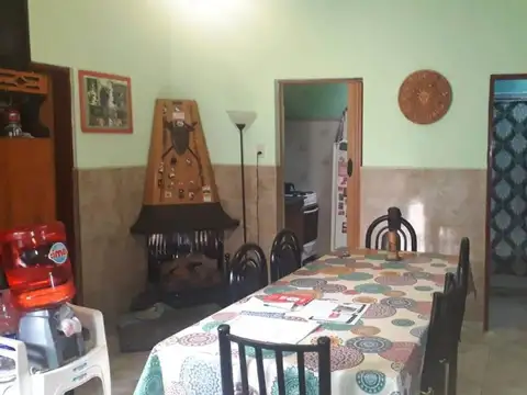 Casa 3 ambientes con 1 baño