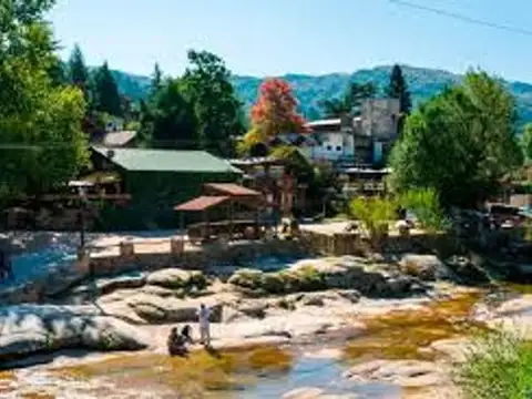 VENTA LOTE EN LA CUMBRECITA MUY BUENA UBICACIÓN