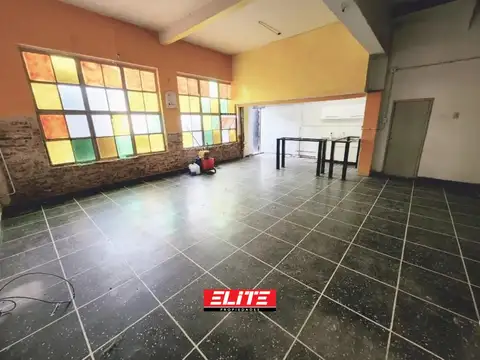 Local en Venta 30 años