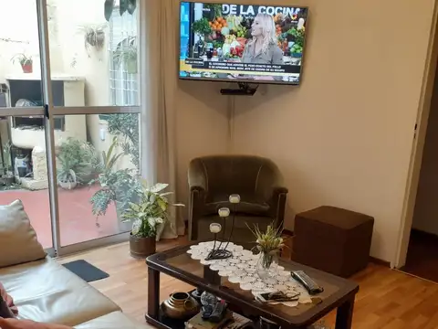 Depto Tipo Casa en Venta en Ramos Mejia, USD 140.000