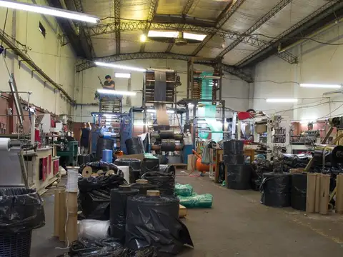 Galpon en Venta en San Justo, USD 380.000