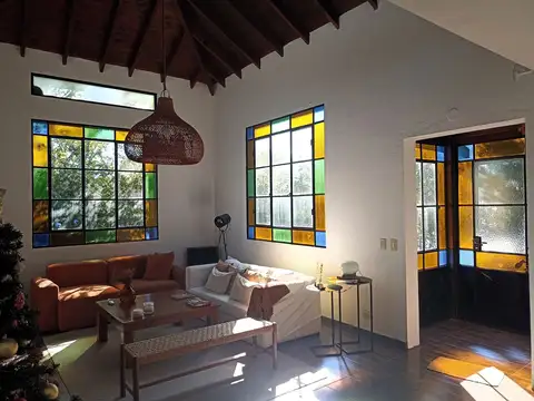 Casa 4 ambientes con 3 baños