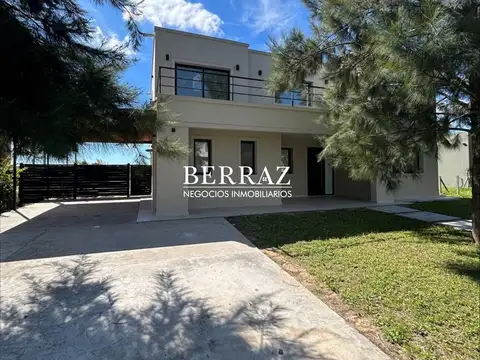 Casa Venta 4 Dormitorios Barrio El Naudir Lote de 763 m2 Escobar