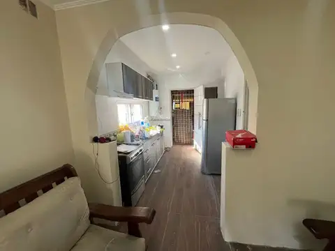 Casa 3 ambientes con 1 baño