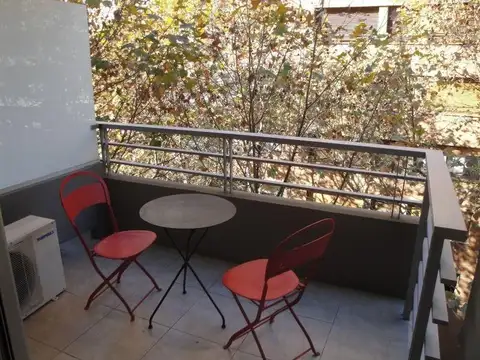 1 AMBIENTE | Seguí al 4600