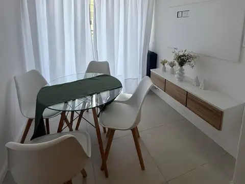 Hermoso departamento reciclado a nuevo y equipado.