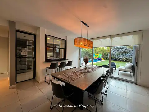 Casa 4 Ambientes con pileta en barrio La candida Club de Campo
