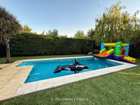Casa 4 Ambientes con pileta en barrio La candida Club de Campo