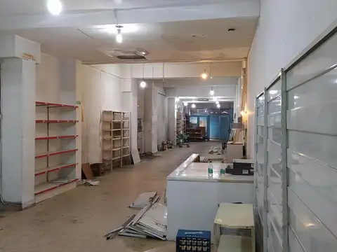 Local en Venta 35 años