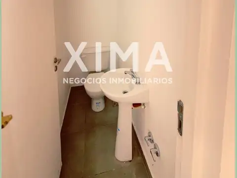 Depto Tipo Casa en Alquiler con 1