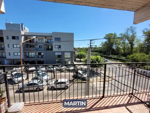 Departamento en Alquiler en Bella Vista, $ 300.000