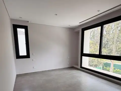 ESPECTACULAR CASA MINIMALISTA Y DISEÑO A LA VENTA ST THOMAS