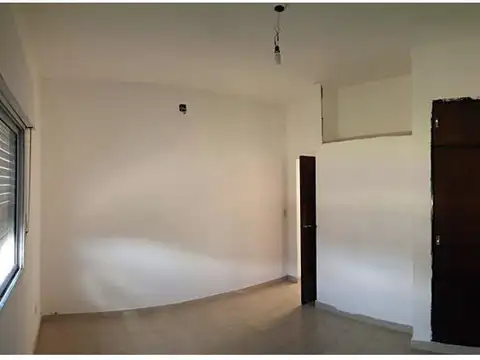 Av. Francia 3308 , Piso 0