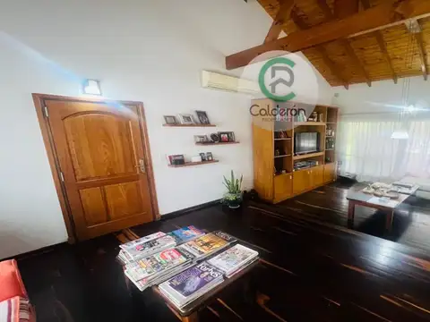 Casa en Venta con 6 cocheras