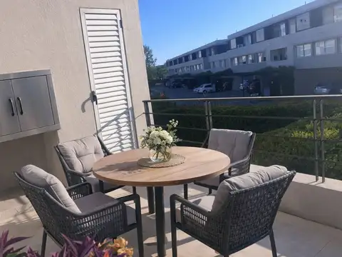 Avenida del Mirador 200