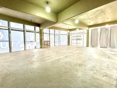 Oficina 2 ambientes con 1 baño