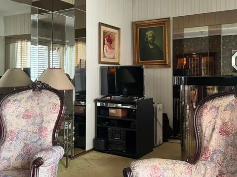 Cerviño 3700, Piso 6