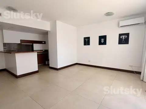 Oficina en alquiler - Piso entero - Sin expensas