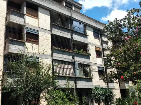 Excelente departamento en B° Casino s/Av del Líbano Salta