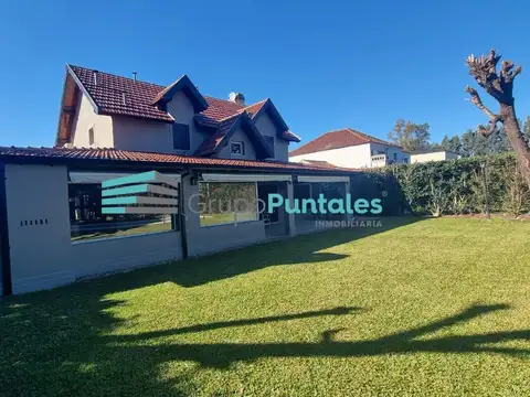 Casa 5 ambientes con 2 baños