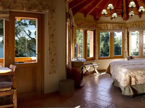 Hotel en Venta en San Carlos De Bariloche, USD 870.000