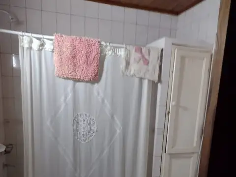 Casa en Venta en Carmen De Areco, USD 1