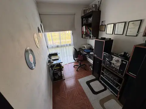 CASA EN BARRIO CERRADO 5 AMBIENTES C/PILETA