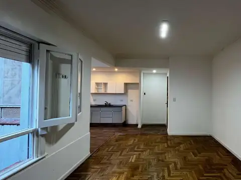 General José María Paz 700, Piso 1