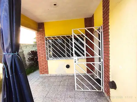 Depto Tipo Casa en Venta de 3 ambientes