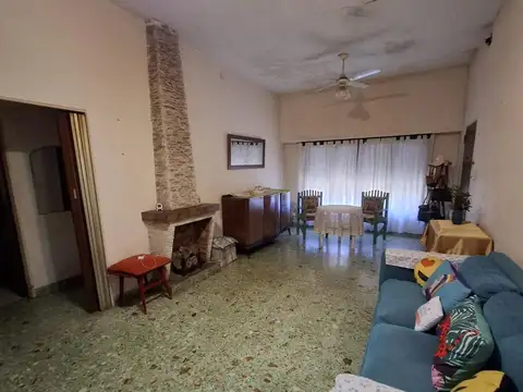 CASA 3 AMB CON GARAGE Y PARQUE