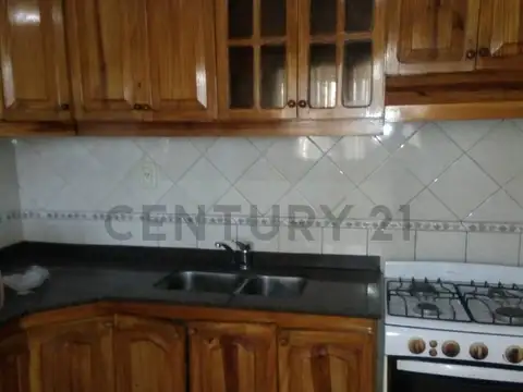 Buenos Vecinos 6600, Piso 0