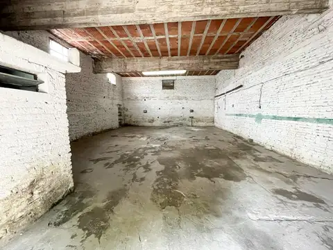 Galpon en Alquiler 12  mts Frente