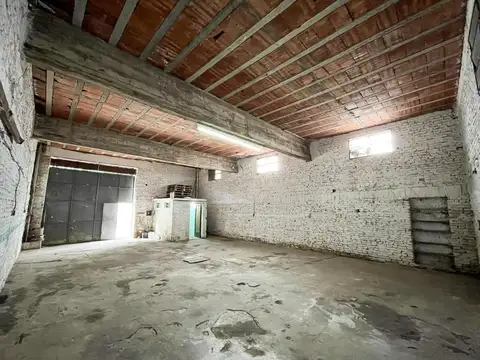 Galpon en Alquiler 8  mts Fondo