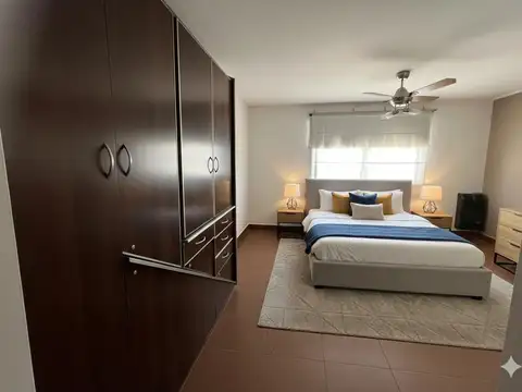 Depto Tipo Casa en Venta con 4 cocheras