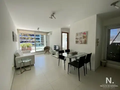 Apartamento a pasos del puero.