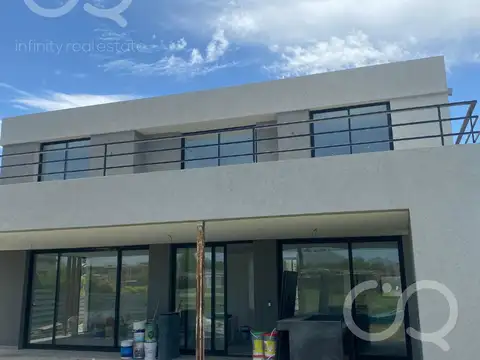 Casa en Venta en San Matias, USD 445.000