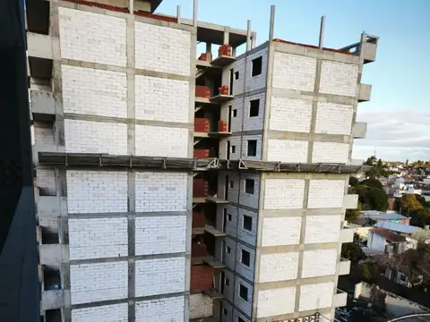 Departamento en Venta en Jose Leon Suarez, USD 94.500